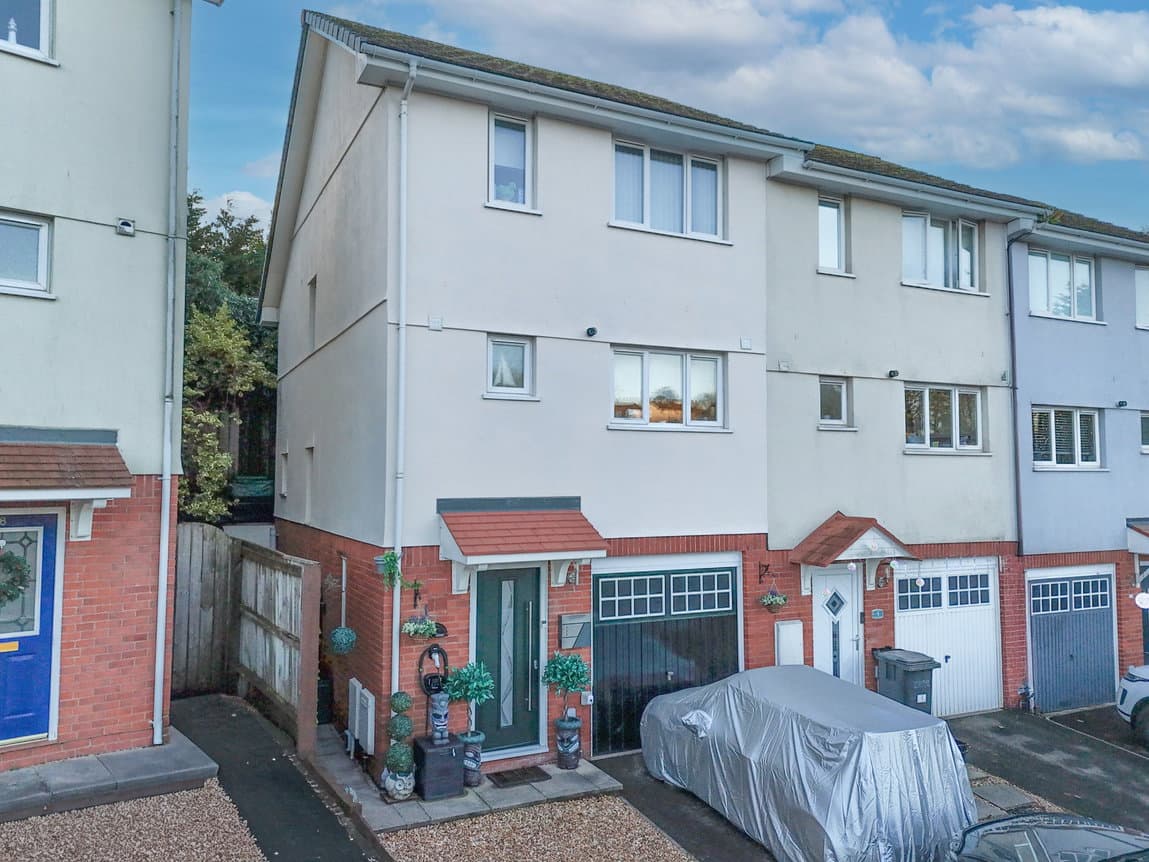 Weeksland Road, Torquay